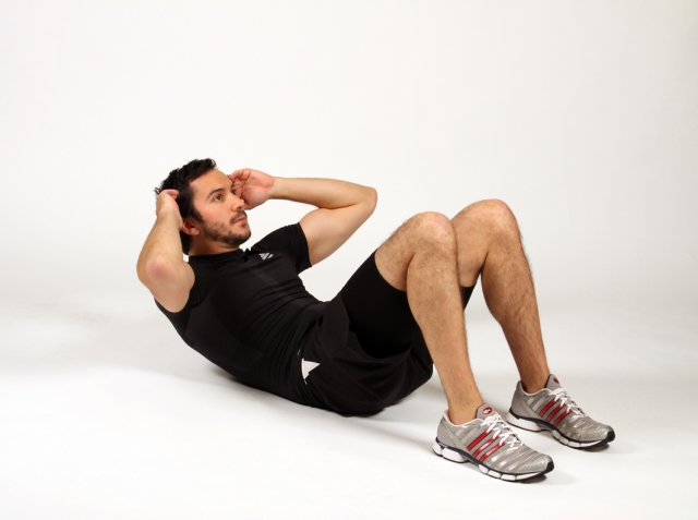 cara melakukan sit up yang baik dan benar